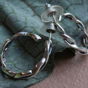 Sterling silver Hoop earrings, Infinity Hoop Earrings, Twisted Wire, Sterling open weave, 1 inch Silver Hoops, Intertwined large hoop