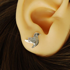 Hummingbird Earrings / Bird Cartilage earring / Sterling Bird jewelry / Hummingbird earring / Hummingbird jewelry /bird earring /Flying bird