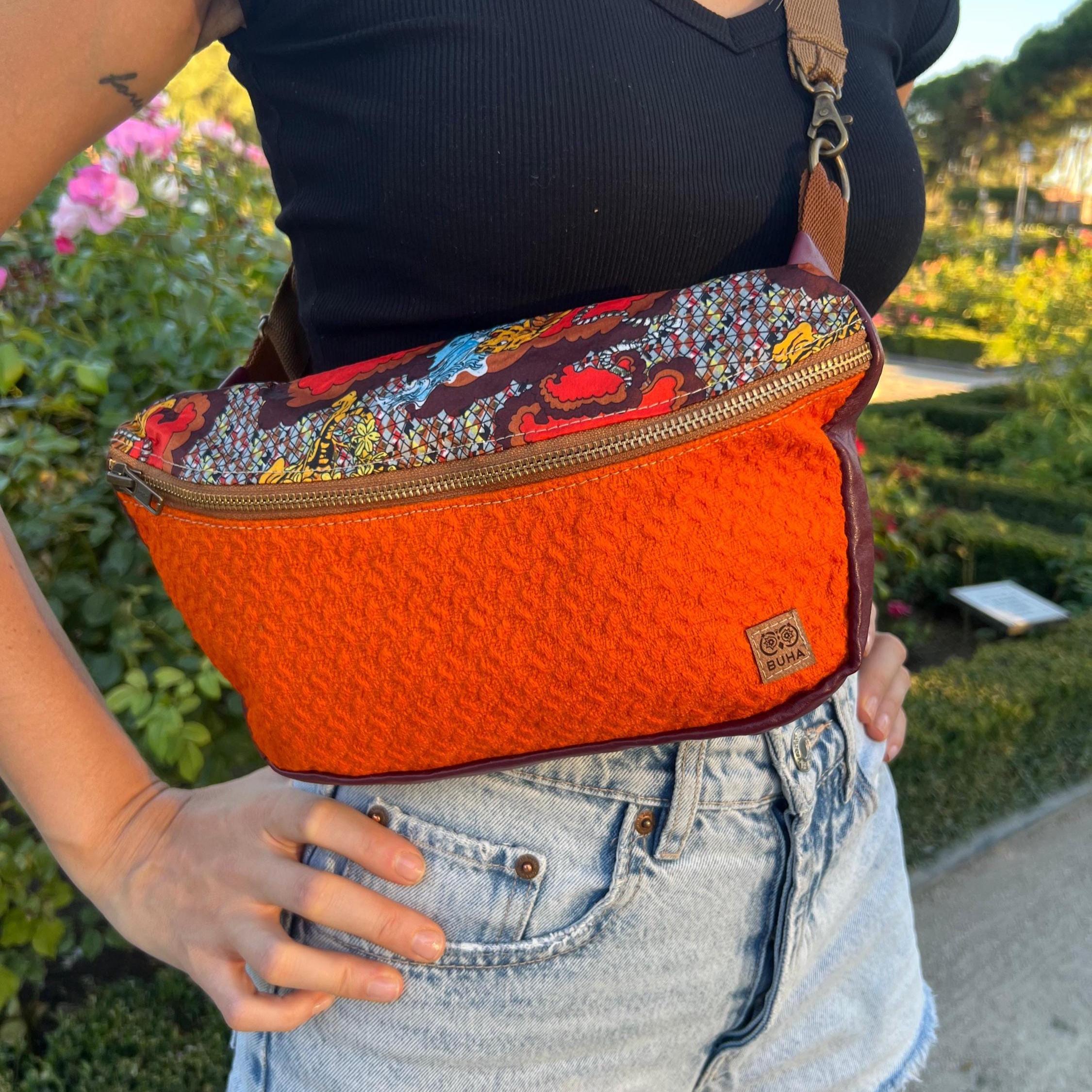 Handmade Women's Fanny Pack with Recycled Fabrics - Unique and Sustainable Design - Sac Banane