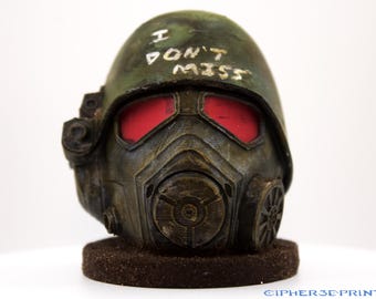 Fallout New Vegas NCR Ranger Helmet Miniature – 3D Printed Hand Painted Display