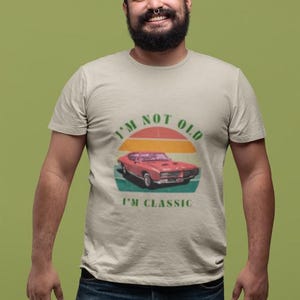 Classic Car Club - Retro Vintage Vehicle T-shirt | Christmas