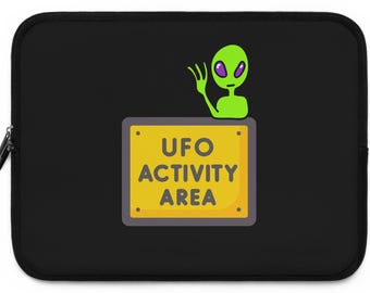 UFO Laptop Sleeve: Alien Design, Water-Resistant Neoprene