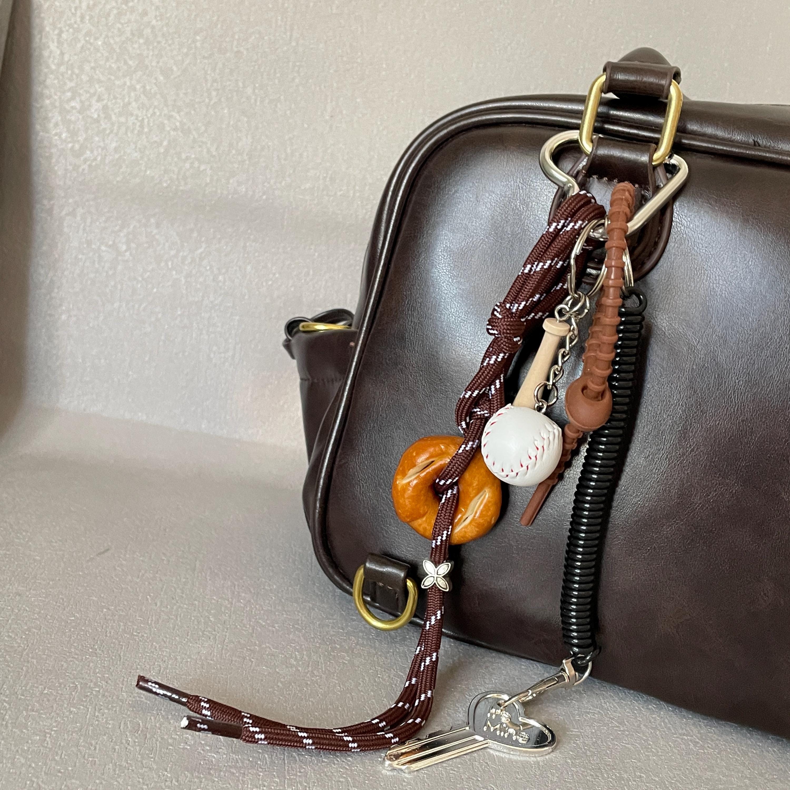 00s 90s miumiu archive snake puttern bag