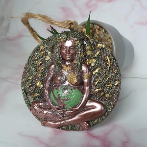 Mother Earth Carving – Gaia Goddess Statue, Healing Stone, Feminine Energy, Spiritual Decor, Nature Spirit Figurine, Unique Gift