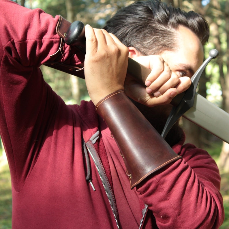 Simple Archery Arm Guard/medieval Style Leather Bracers, Plain, Rogue ...
