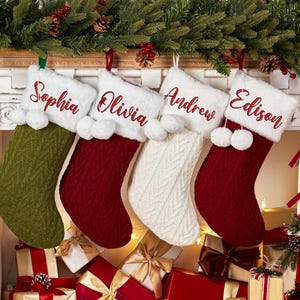 Medias navideñas bordadas, medias familiares tejidas personalizadas, medias navideñas con monograma de nombre, medias navideñas, regalo familiar de Navidad