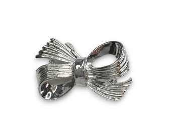 Vintage Gerry's Bright Silver tone Textured Ribbon Bow Lapel Pin Brooch , Ribbon Brooch, Vintage Ribbon Brooch PIn, vintage 1980's Brooch