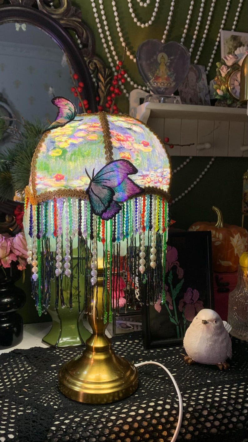 Vintage Soul Monet Water Lilies Lamp