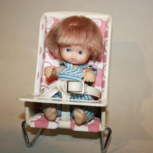 Vintage 1970&#39;s Amanda Jane Baby Doll Carry Seat PLUS Doll/ original and in good condition/ Gift for her/ Articulated dolls/Fashion Doll/