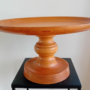 Large Swedish turned pine wood dish from the 70s