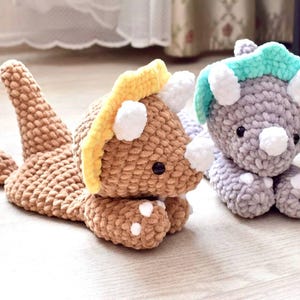 Gehaakt patroon dinosaurus knuffeldier Lovey amigurumi dino patroon Schattige babyknuffelpatroon