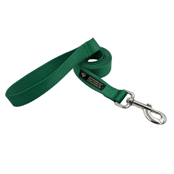 Solid Color Nylon Webbing Dog Leash / 4 Foot, 5 Foot, 6 Foot