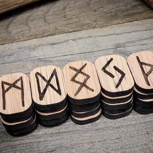 Oak Rune Set, Elder Futhark, Fortune Telling, Divination, Wiccan, Norse ...