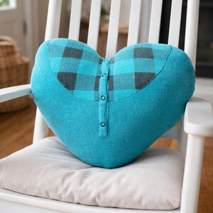 Almohada con forma de corazón, almohada de recuerdo, hecha a mano con la camisa de un ser querido, almohada de condolencia, regalo conmemorativo, regalo de condolencia hecho a mano imagen 13