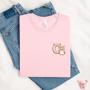 Camiseta com letra O coruja, camiseta coruja, camiseta coruja, camiseta animal selvagem, camiseta amante coruja, camiseta porco, presente amante animal, presente coruja porco