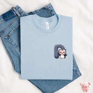 Camiseta de pinguim com letra P, camiseta de pinguim, camiseta de pinguim, camiseta de amante de pinguins, camiseta de porco, presente de amante de animais, presente de animal de pinguim de porco
