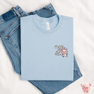 Camiseta de zebra com letra Z, camiseta de zebra, camiseta de zebra, camiseta de animal selvagem, camiseta de amante de zebra, camiseta de porco, presente de amante de animais, presente de animal de porco e zebra
