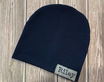 Newborn slouch beanie in navy sweater knit