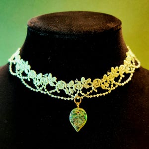 Handmade Embroidered Lace Choker: Green Apple Leaf, Fairycore Jewelry