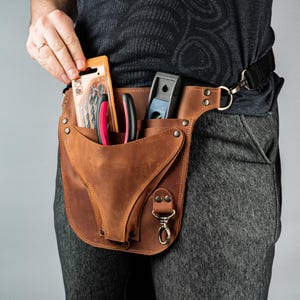Classic Leather Tool Bag for Men, Multi-Pocket Tool Pouch, Work Organizer, Customizable Tool Holder with Adjustable Strap,Leather Tool Pouch