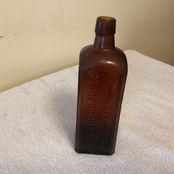 Early 1900s Dr. J. Hostetter’s amber stomach Bitters bottle B-2.