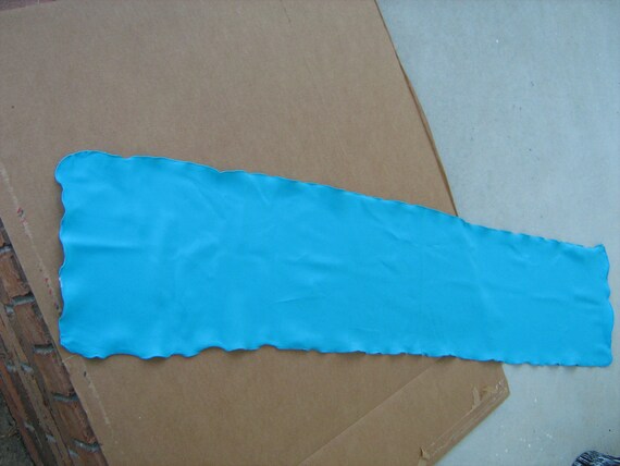 1970s  estate find vintage scarf measures 12" x 5… - image 5