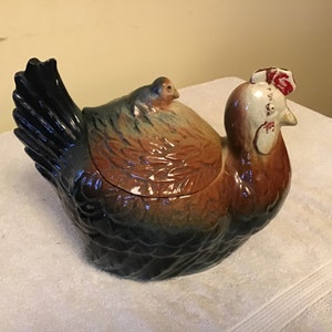 Vintage ceramic 1940-50s Falcon U.S.A. Chicken & hen cookie jar