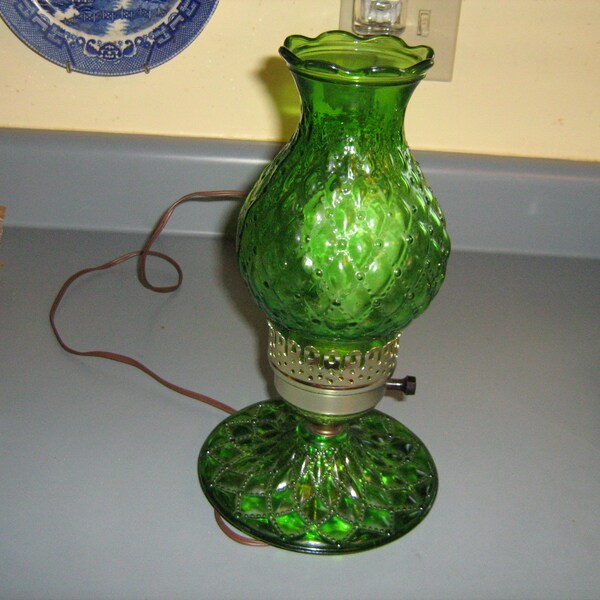 vintage 1960s green glass quilted pattern with brass table lamp