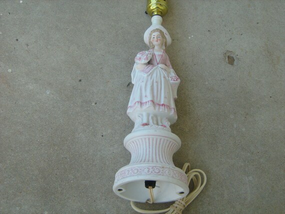 colonial table lamps