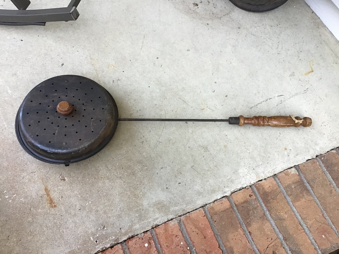 Vintage Open Flame Fire Pit Metal With Wood Handle Popcorn Popper Etsy
