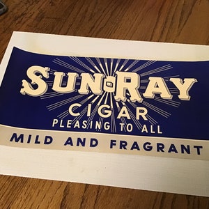 Un cartel de ventana de papel publicitario original de la tienda de cigarros Sun Ray de la década de 1930 17 "x 8-1 / 2"