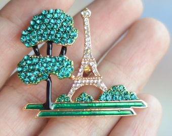 Eiffel Tower Brooch: Rhinestone Paris Landmark Pin