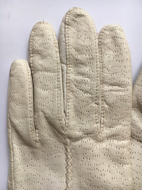 Vintage Ecru Cream Off White Kid Leather Gloves S… - image 2