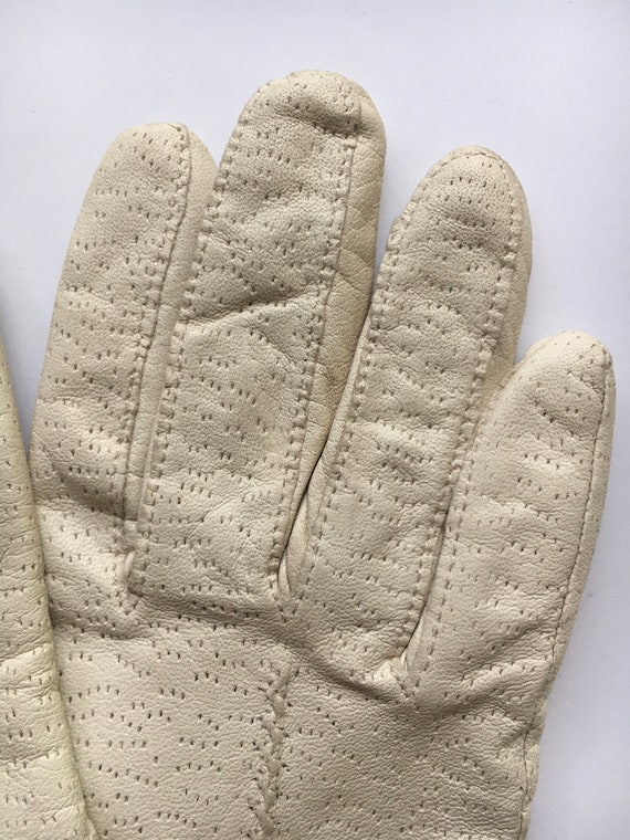 Vintage Ecru Cream Off White Kid Leather Gloves S… - image 3