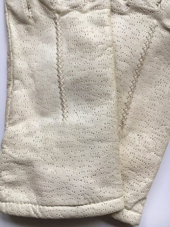 Vintage Ecru Cream Off White Kid Leather Gloves S… - image 6