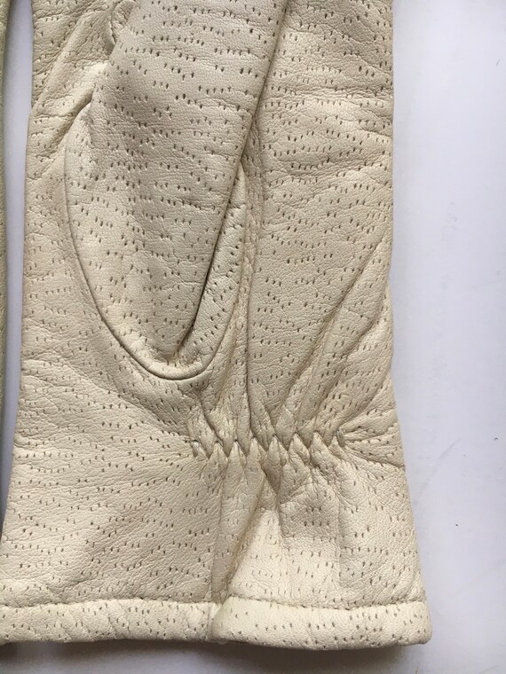 Vintage Ecru Cream Off White Kid Leather Gloves S… - image 4
