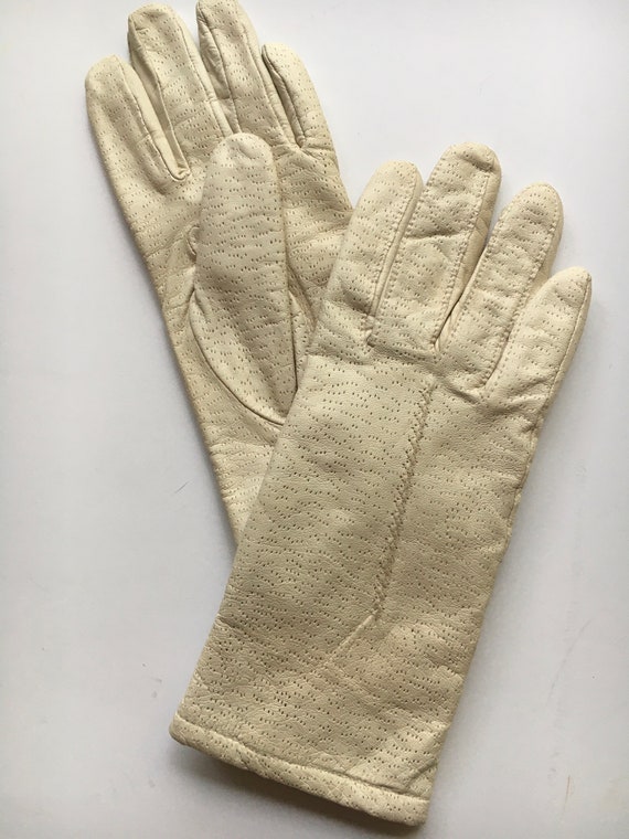 Vintage Ecru Cream Off White Kid Leather Gloves S… - image 7