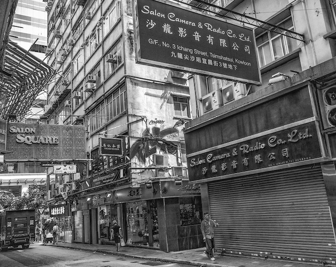 Black and White Hong Kong Cityscape Photo | Urban Street Scene Print | Instant Download | Travel Wall Art Gift | Digital Photography