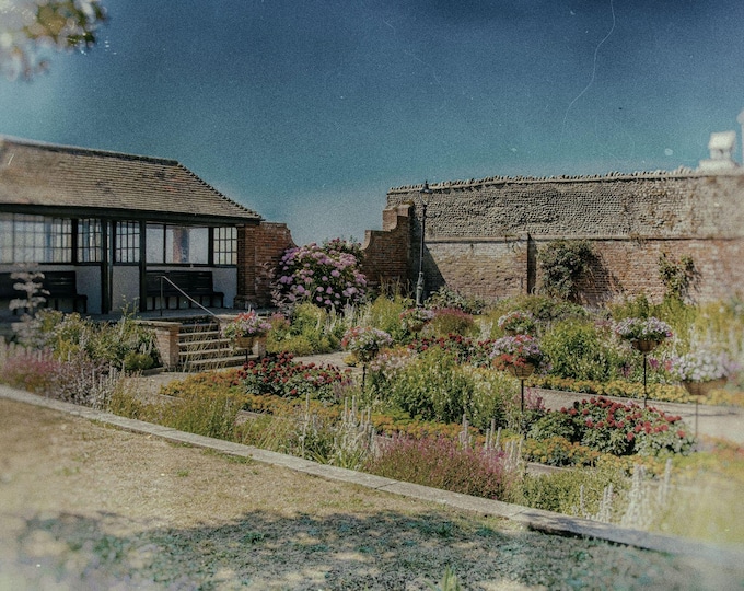 Vintage Colour Photo Download – Connaught Gardens Sidmouth Devon, 1930s Seaside Scene, Historic Coastal Wall Art, Retro Art Gift, Fine Art