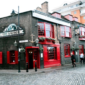 Vintage London Pub Photo Download.The Old Anchor Thameside Print.Historic River Scene.London Decor.High Res Fine Art,Instant Download