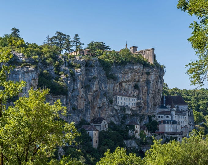 Rocamadour Photo Download – Ancient Houses on Cliff – Rural France Historic Scene
