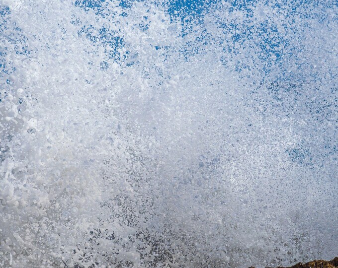 Dramatic Waves Breaking Photo Download – Western Australia Pacific Ocean Art, Travel Lover Gift, High Res Fine Art Wall Decor.