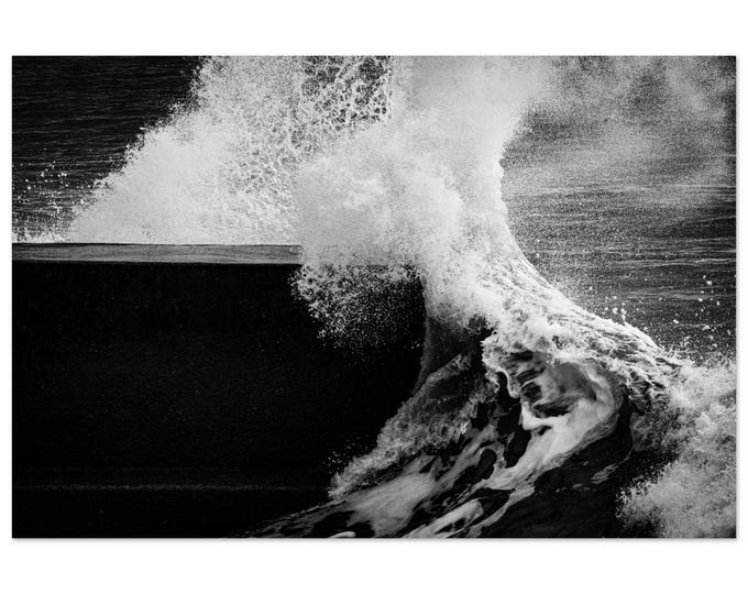 Black & White Wave Metal Print – Storm Sea Wall Art