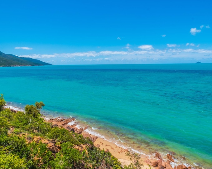 Wild Queensland Coast, Azure Sea, Blue Sky, Yellow Sand Photo Download