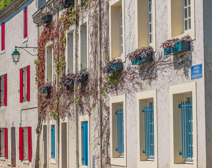 Typical French Houses - Brantôme - Colourful Shutters by River - Photo Download