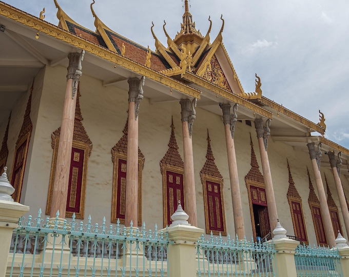Photo Download,Spectacular Buddhist Temple Cambodia Travel Gift, Asia Wall Art Temple , High res decor gift for traveller