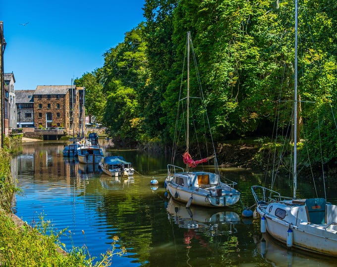 InstantDownloadPhotoBoatsSereneRiverEngland,Peaceful Summer Waterfront,EnglishCountrysideWallArt,Tranquil RiverPrint,Digital Nature Download