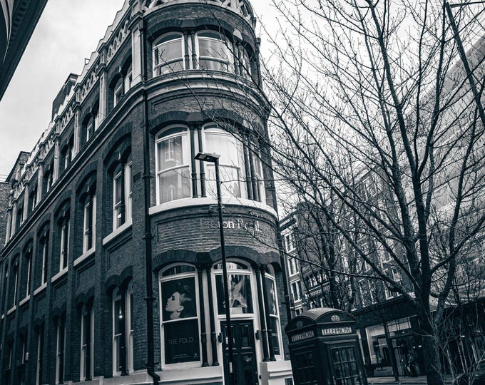 Black & White Photo, Slim Victorian Building, Curved Architecture East End London