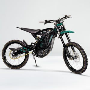 Volledige grafische kit voor Surron Light bee/ebike wrap met rijder-ID en nummer