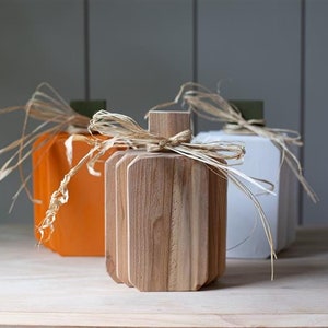 Fall Decor Wooden Pumpkin Set Rustic Fall Decor Unique Autumn Centerpiece wooden pumpkin Ideal for Harvest Season Home Accent Gift for Mom